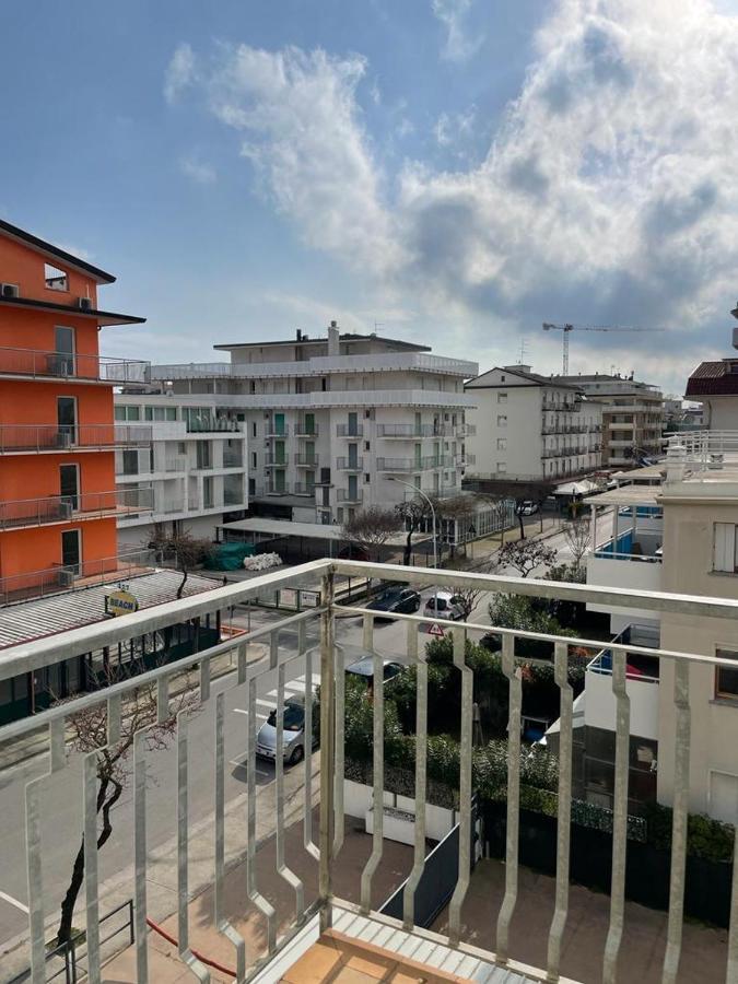 Condominio Michelangelo-Solo Per Famiglie- Walterigato Apartments 利多迪迪耶索洛 外观 照片