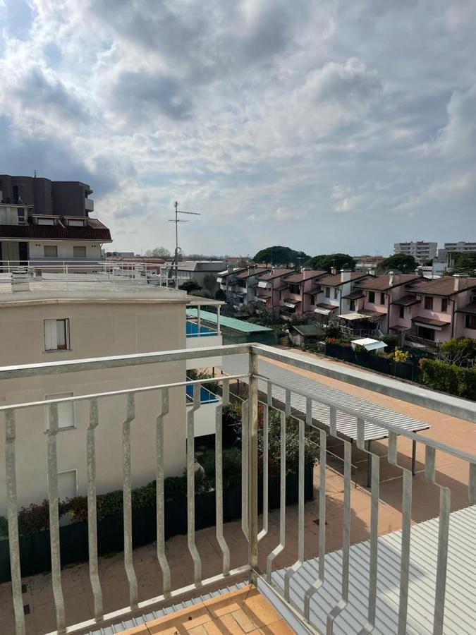 Condominio Michelangelo-Solo Per Famiglie- Walterigato Apartments 利多迪迪耶索洛 外观 照片